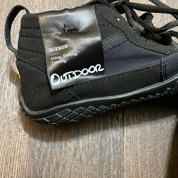 Vibram Fivefingers V-Trek Insulated Black Men's EU 38 US 7.5-8 #L2 - Picture 8 of 9